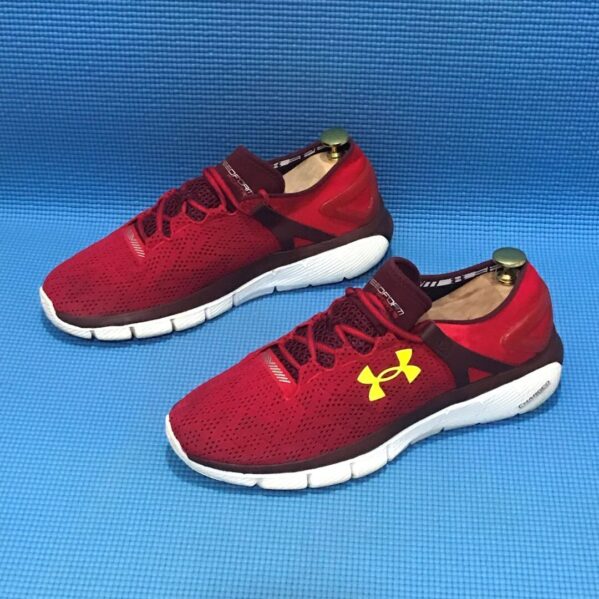 Under Armour Speedform Fortis rotated